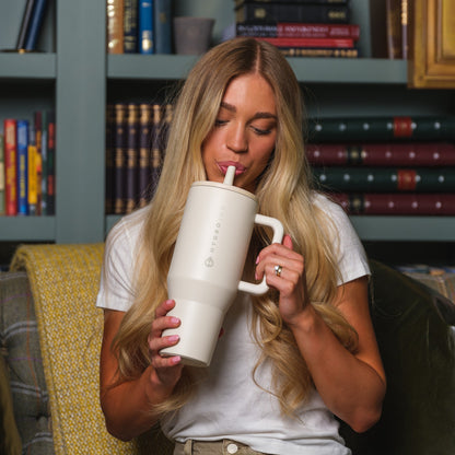 HydroJug | Traveler 40oz - All-Day Insulated Tumbler with Handle – Cream