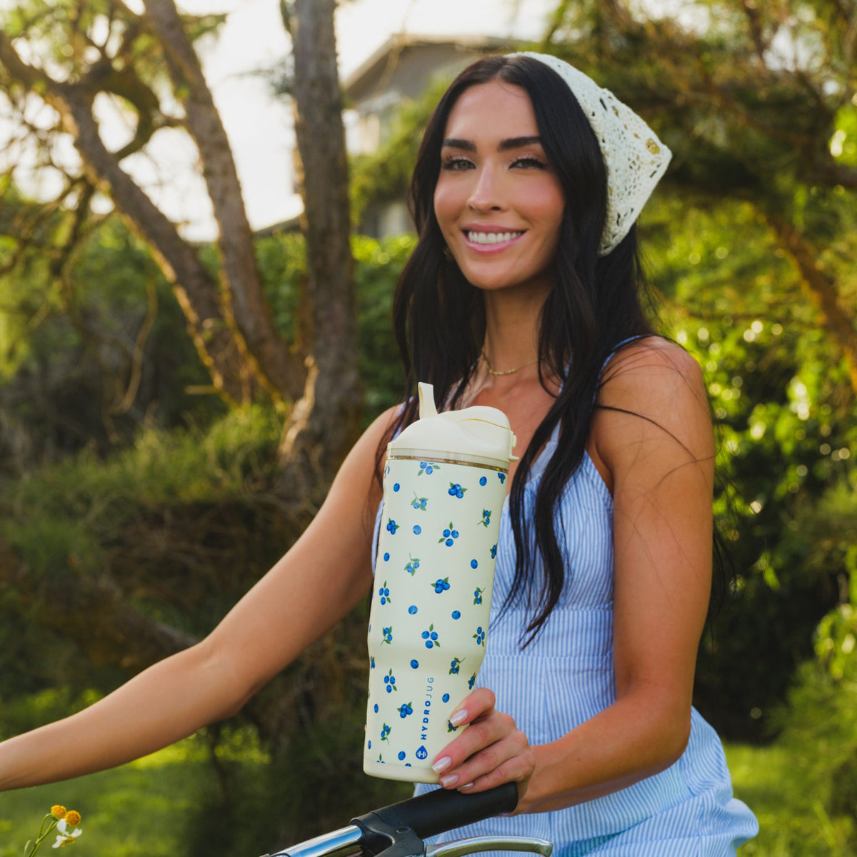 HydroJug | Ease2o 32oz - Compact Water Bottle with Straw & Chug Spout – Freshly Pick'd