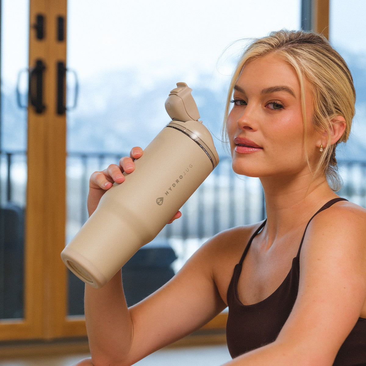 HydroJug | Ease2o 32oz - Compact Water Bottle with Straw & Chug Spout – Dune